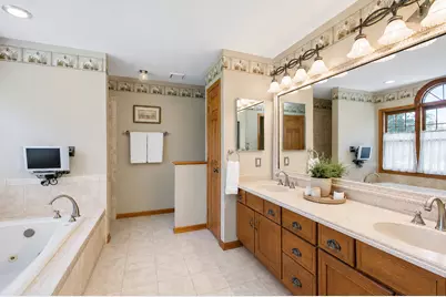 2617 Crystal Way, Crystal Lake, IL 60012 - Photo 19