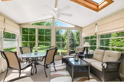 2617 Crystal Way, Crystal Lake, IL 60012 - Photo 5