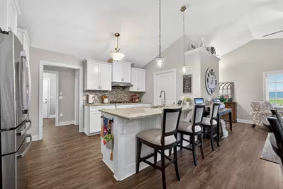 2045 Somerset Lane #2045, Sycamore, IL 60178 - Photo 11