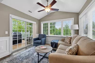 2045 Somerset Lane #2045, Sycamore, IL 60178 - Photo 9