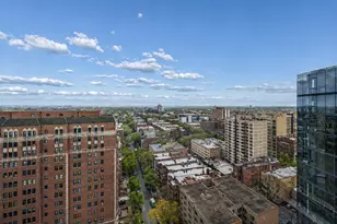 2930 N Sheridan Rd, Chicago, IL 60657 - Photo 9