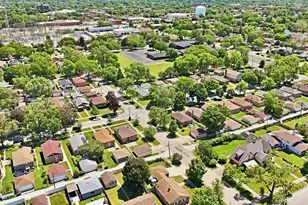 9300 Lorel Ave, Skokie, IL 60077 - Photo 25
