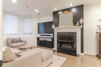 1352 W Hubbard Street #1, Chicago, IL 60642 - Photo 7