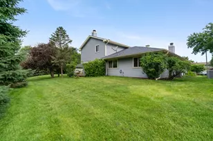 162 Pier Ct, Naperville, IL 60565 - Photo 3