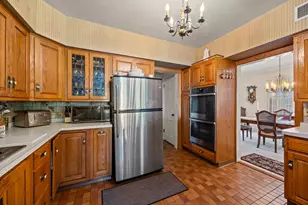 731 Selborne Rd, Riverside, IL 60546 - Photo 15