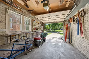 731 Selborne Rd, Riverside, IL 60546 - Photo 29