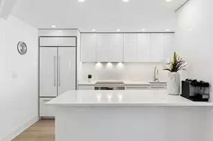 195 N Harbor Dr, Chicago, IL 60601 - Photo 7