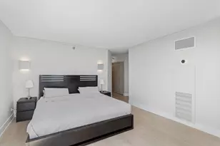 195 N Harbor Dr, Chicago, IL 60601 - Photo 13