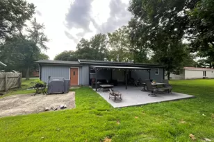 310 S Wood St, Odin, IL 62870 - Photo 11