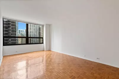 400 E Ohio Street #3004, Chicago, IL 60611 - Photo 3