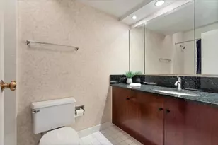 400 E Ohio St, Chicago, IL 60611 - Photo 5