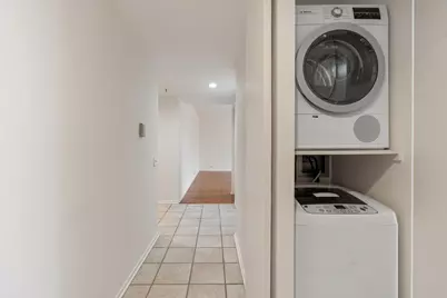 400 E Ohio Street #3004, Chicago, IL 60611 - Photo 9