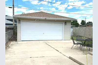 [Address not provided], Burbank, IL 60459 - Photo 19
