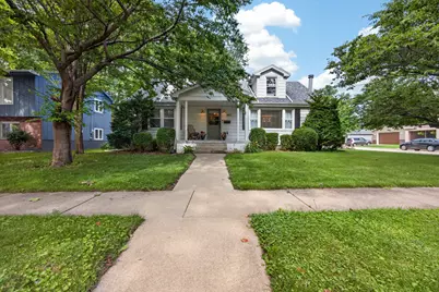 907 N Oak Street, Normal, IL 61761 - Photo 1
