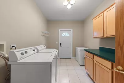 1570 Orchard Road, Wheaton, IL 60189 - Photo 17