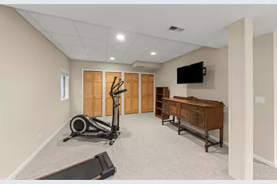 1570 Orchard Road, Wheaton, IL 60189 - Photo 31
