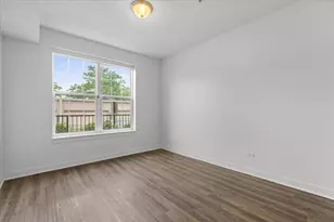 500 N Northwest Hwy, Park Ridge, IL 60068 - Photo 5