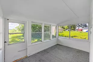 508 N 1st St, Pearl City, IL 61062 - Photo 3