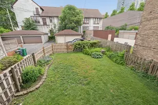 925 Ontario St, Oak Park, IL 60302 - Photo 17
