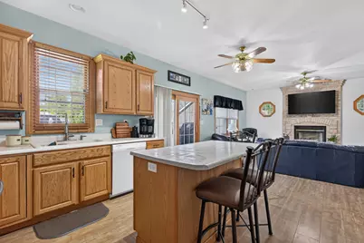 1101 Country Oak Drive, Ottawa, IL 61350 - Photo 21