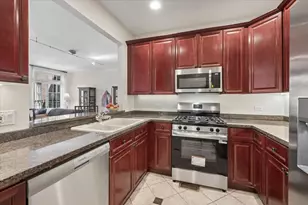 3845 N Ashland Ave, Chicago, IL 60613 - Photo 9