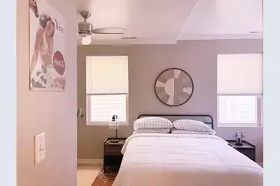 1028 W 20th Place #1, Chicago, IL 60608 - Photo 17