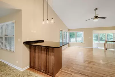 17 Willow Street, Algonquin, IL 60102 - Photo 7