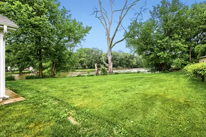17 Willow Street, Algonquin, IL 60102 - Photo 19