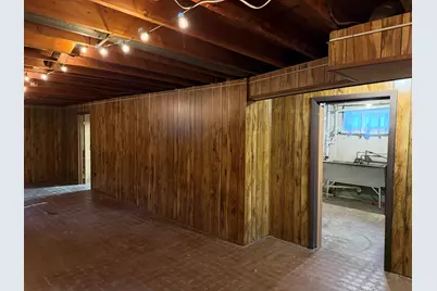 9848 S Muskegon Avenue, Chicago, IL 60617 - Photo 33