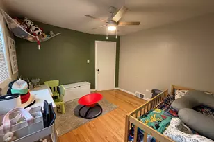 9848 S Muskegon Ave, Chicago, IL 60617 - Photo 21