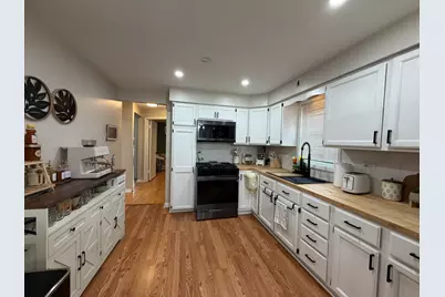 9848 S Muskegon Avenue, Chicago, IL 60617 - Photo 29