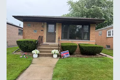 9848 S Muskegon Avenue, Chicago, IL 60617 - Photo 3