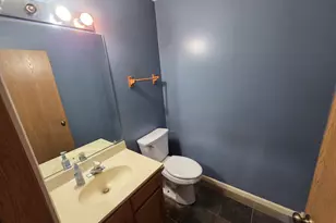 8401 Birch St, Fox Lake, IL 60020 - Photo 7