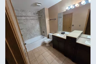 8401 Birch Street, Fox Lake, IL 60020 - Photo 11