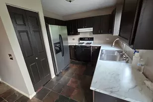8401 Birch St, Fox Lake, IL 60020 - Photo 5
