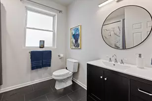 525 N Claremont Ave, Chicago, IL 60612 - Photo 23