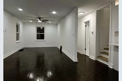 10055 S Oglesby Avenue, Chicago, IL 60617 - Photo 9