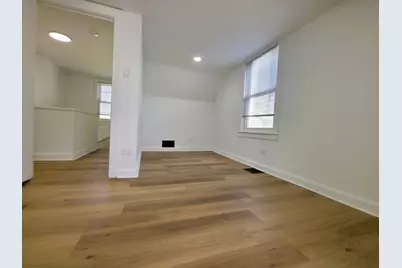 10055 S Oglesby Avenue, Chicago, IL 60617 - Photo 25