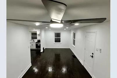 10055 S Oglesby Avenue, Chicago, IL 60617 - Photo 11