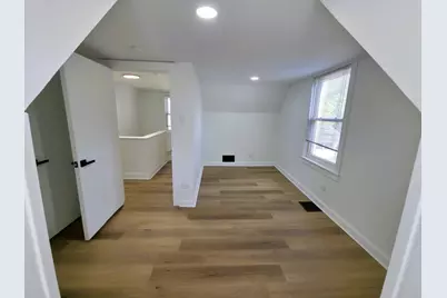 10055 S Oglesby Avenue, Chicago, IL 60617 - Photo 21