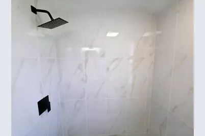 10055 S Oglesby Avenue, Chicago, IL 60617 - Photo 23