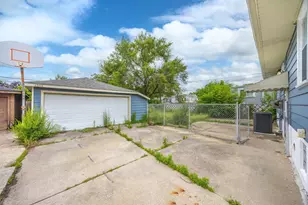 1304 Freeland Ave, Calumet City, IL 60409 - Photo 3