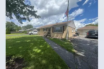 8219 S 82nd Court, Justice, IL 60458 - Photo 3