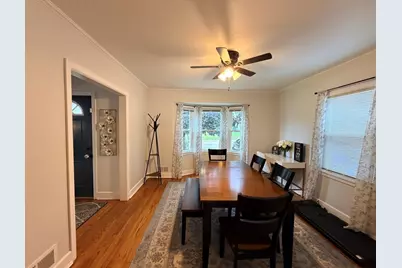 402 S Rockford Avenue, Rockford, IL 61104 - Photo 9