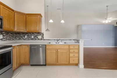 3752 Thornhill Circle #3752, Champaign, IL 61822 - Photo 7