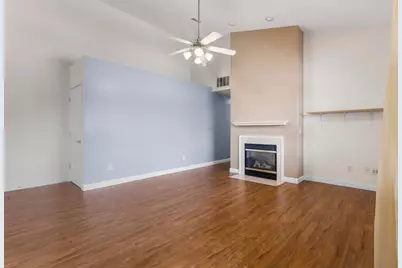 3752 Thornhill Circle #3752, Champaign, IL 61822 - Photo 3