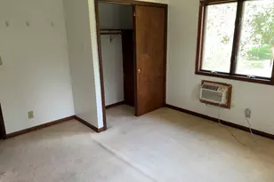 410 N 1st St, Bellflower, IL 61724 - Photo 41