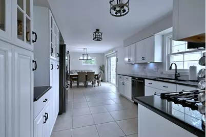 101 E Bryn Mawr Avenue, Itasca, IL 60143 - Photo 9