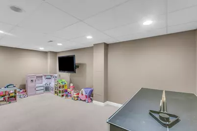 1807 Van Dyke Lane, Carpentersville, IL 60110 - Photo 35