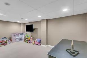 1807 Van Dyke Ln, Carpentersville, IL 60110 - Photo 35
